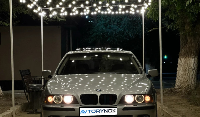 BMW 5 серия 2002 года