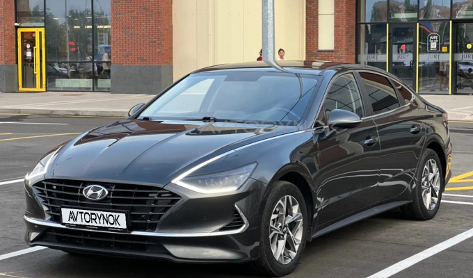 Hyundai Sonata 2021 года