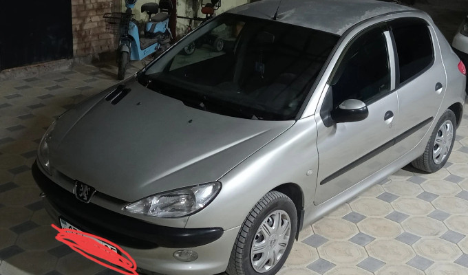 Peugeot 206 2003 года