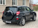 Toyota RAV4 2010 года