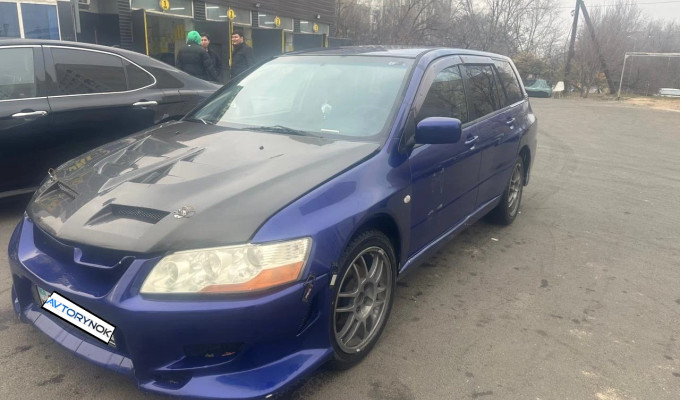 Mitsubishi Lancer 2003 года