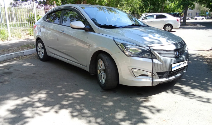 Hyundai Accent 2015 года