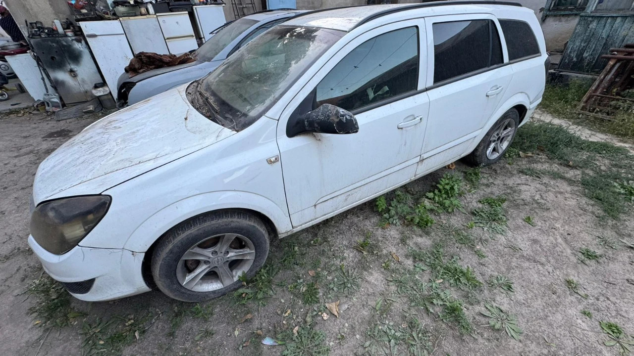 Opel Astra, 2008