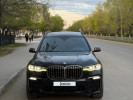 BMW X7 2020 года