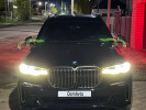 BMW X7 2020 года