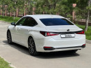 Lexus ES 2022 года