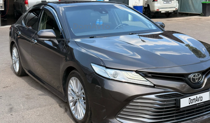 Toyota Camry 2018 года