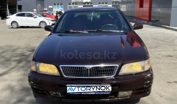 Nissan Maxima 1998 года