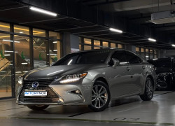 Lexus ES 2016 года