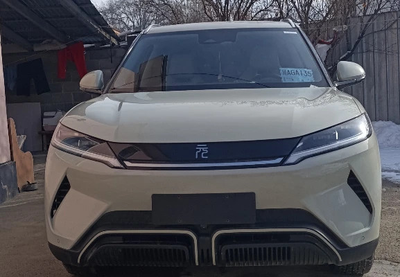 BYD Yuan Up 2024 года
