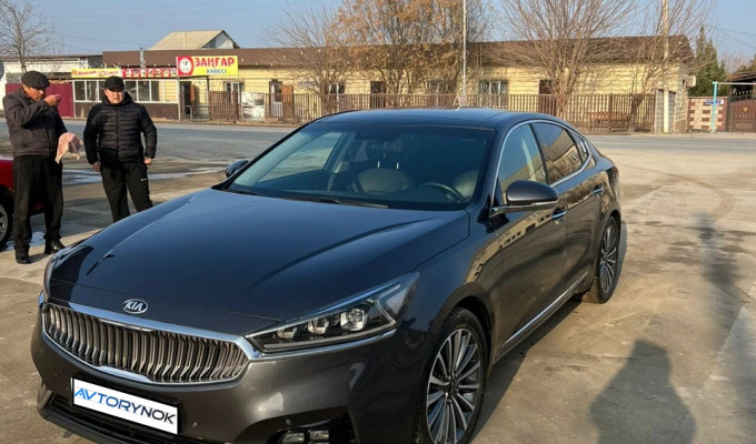 Kia K7 2018 года