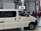 Toyota Hiace 2003 года
