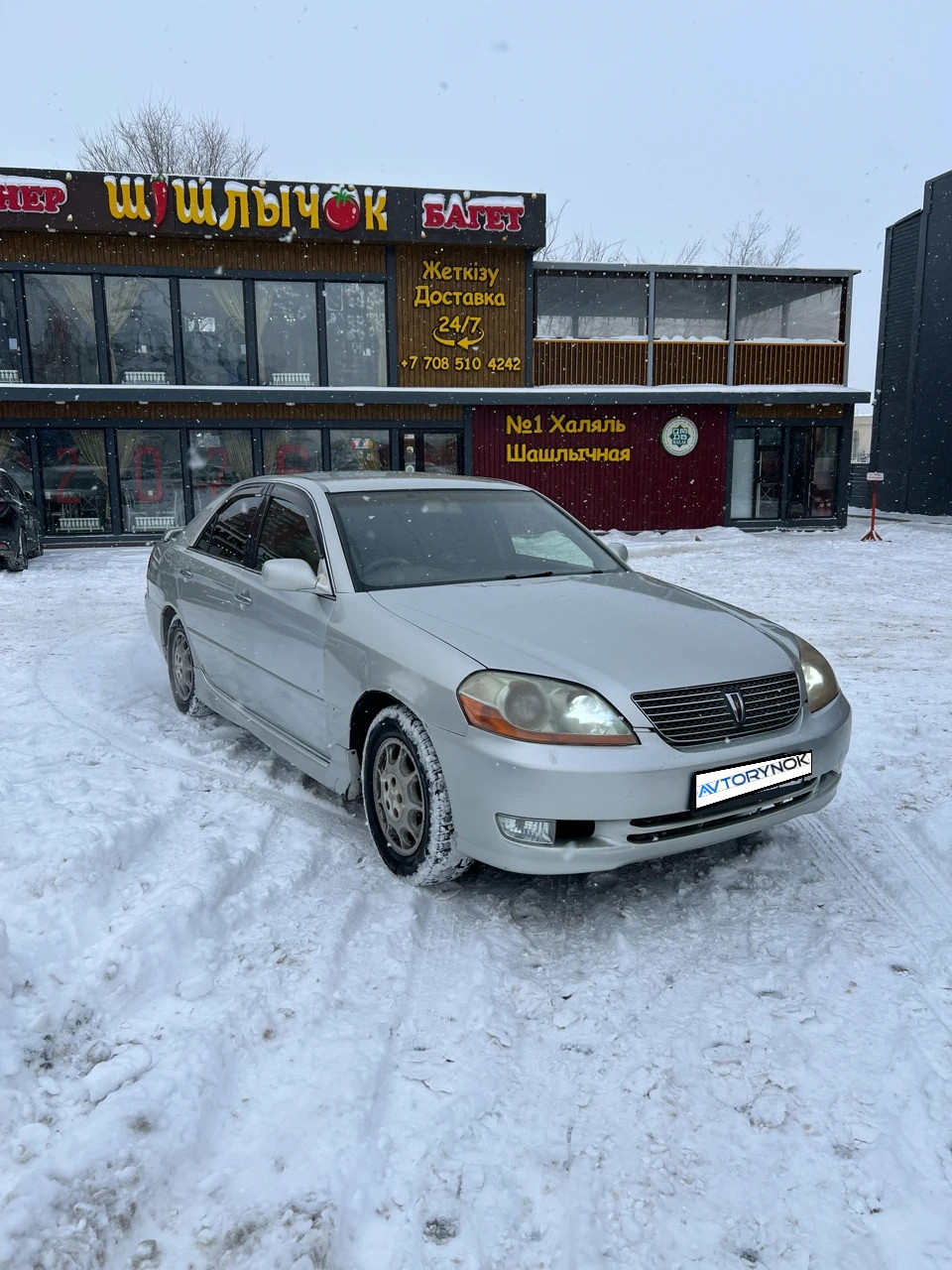 Toyota Mark II, 2001