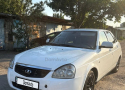 ВАЗ (Lada) Priora 2013 года
