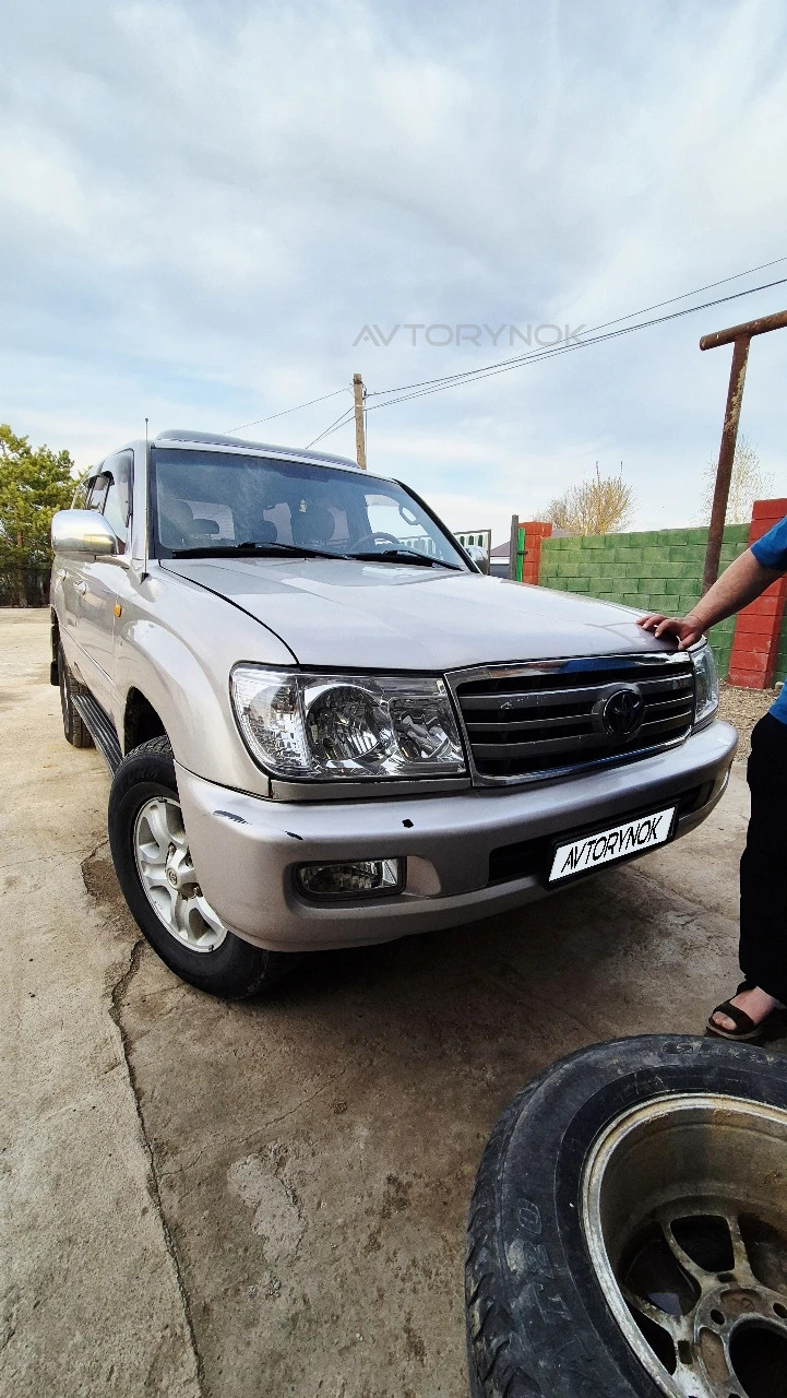 Toyota Land Cruiser, 2004