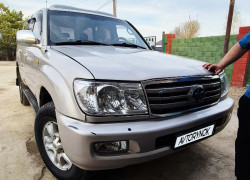 Toyota Land Cruiser 2004 года