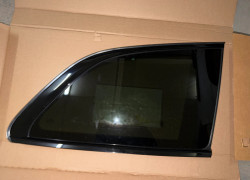 3 ряд окно Mercedes GLS