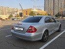 Mercedes-Benz E-Класс 2004 года