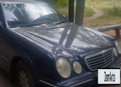 Mercedes-Benz E-Класс 2001 года