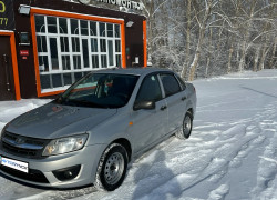 ВАЗ (Lada) Granta 2015 года