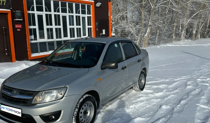 ВАЗ (Lada) Granta 2015 года