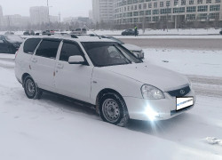 ВАЗ (Lada) Priora 2013 года