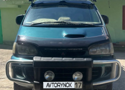 Mitsubishi Delica 1994 года