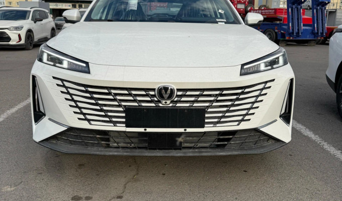 Changan Eado 2025 года