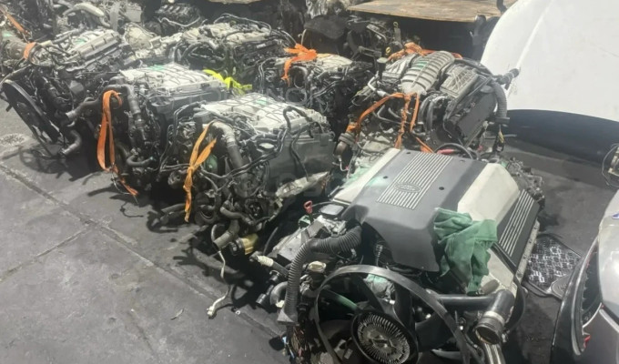 Двигатель 4.4 M62