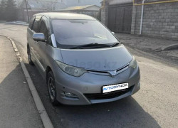 Toyota Estima 2006 года