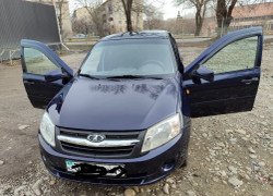 ВАЗ (Lada) Granta 2013 года