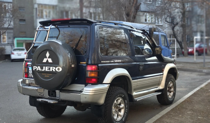 Mitsubishi Pajero 1994 года