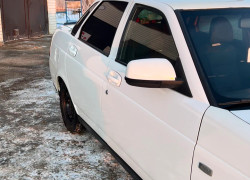 ВАЗ (Lada) Priora 2015 года
