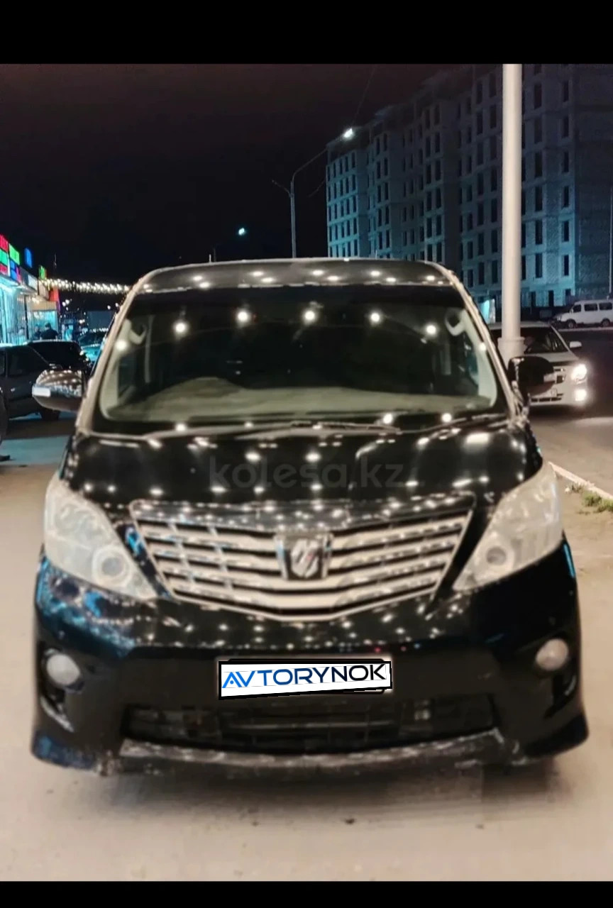 Toyota Alphard, 2011
