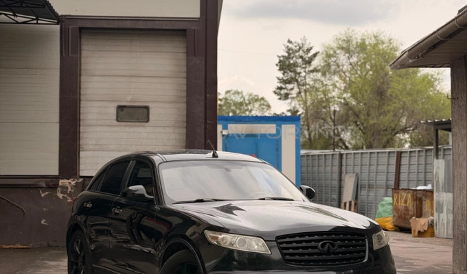 Infiniti FX-Series 2003 года