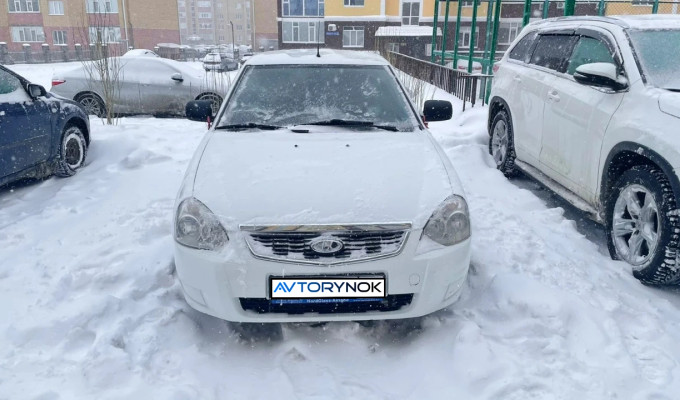 ВАЗ (Lada) Priora 2015 года