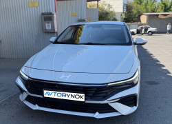 Hyundai Elantra 2024 года