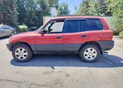 Toyota RAV4 1995 года