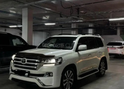 Toyota Land Cruiser 2016 года