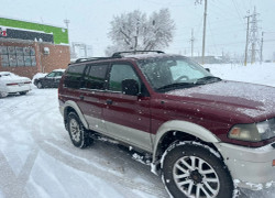 Mitsubishi Montero Sport 1999 года