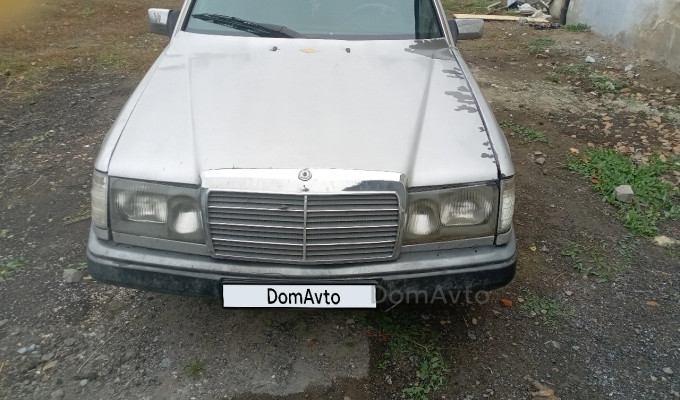 Mercedes-Benz E-Класс 1995 года