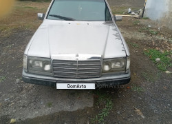 Mercedes-Benz E-Класс 1995 года