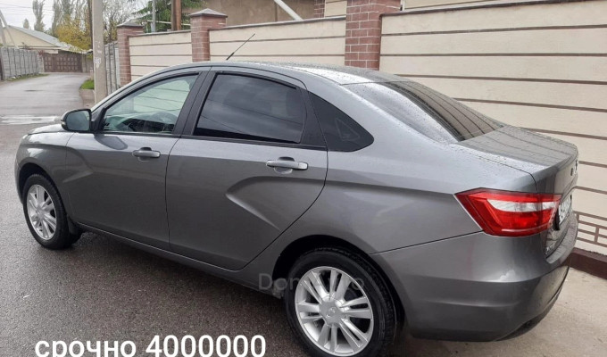 ВАЗ (Lada) Vesta 2018 года