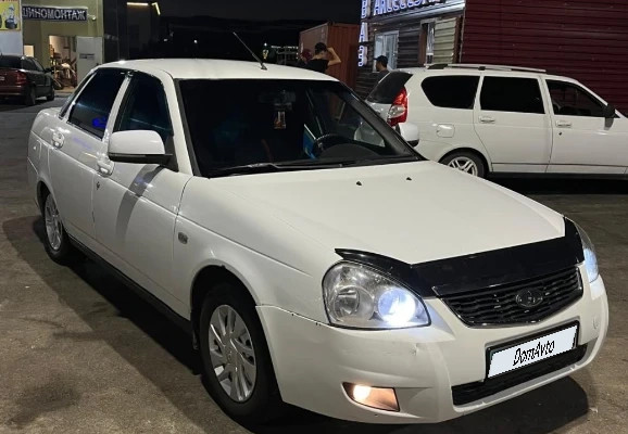 ВАЗ (Lada) Priora 2012 года