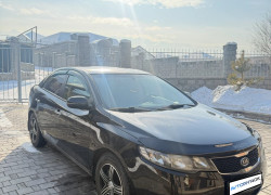 Kia Cerato 2012 года