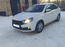 ВАЗ (Lada) Vesta 2015 года