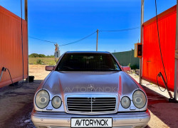 Mercedes-Benz E-Класс 1996 года