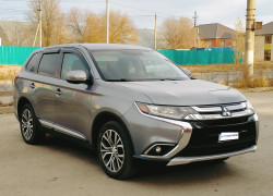 Mitsubishi Outlander 2016 года