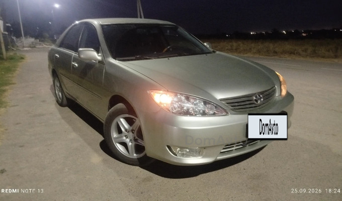 Toyota Camry 2006 года