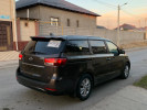 Kia Sedona 2017 года